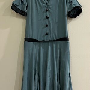 Elegant Teal Button-Up Dress